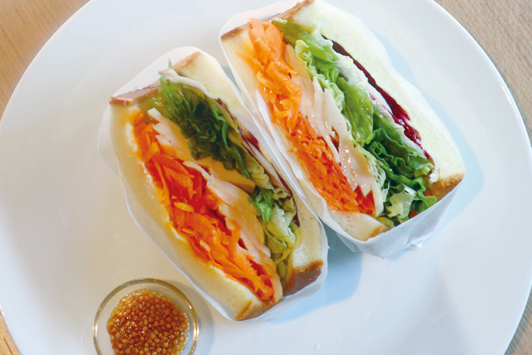 冷製チキンサンド