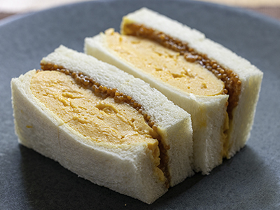 極厚たまごサンド